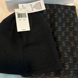Michael kors beanie and scarf set